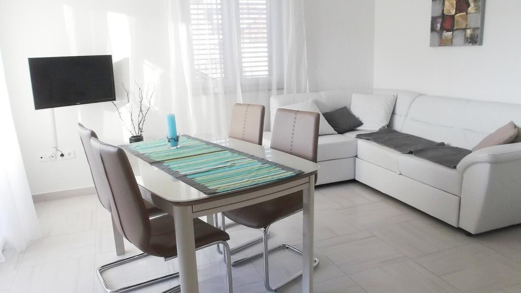 Apartments Horvat Βόντιτσε Δωμάτιο φωτογραφία